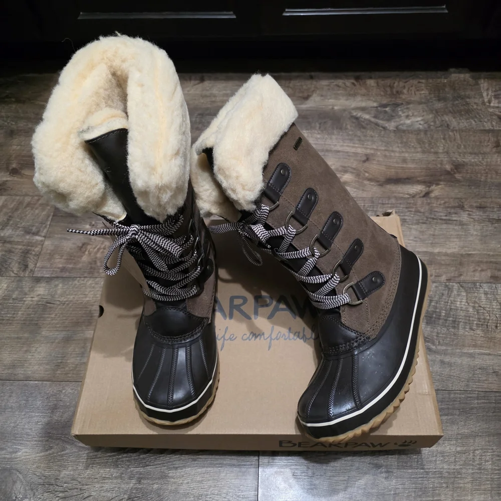 Bearpaw Women's Brown and Black Winter Boots Size 8